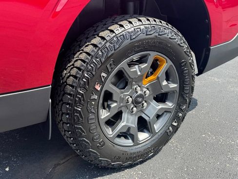Used 2026 Ford Maverick Tremor AWD/4WD image 32