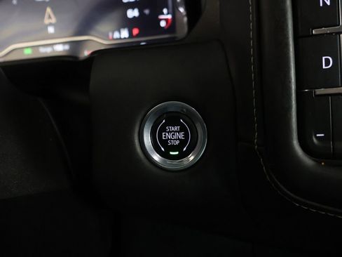 Used 2023 GMC Yukon XL Denali Ultimate AWD/4WD image 49