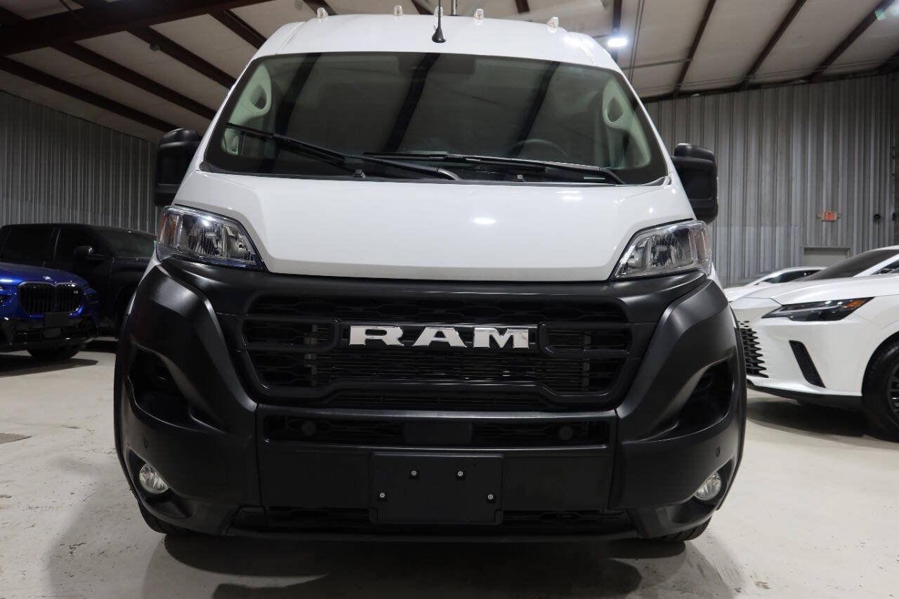 Used 2024 RAM ProMaster 2500 w/ Safety Group FWD image 7