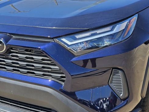 Used 2023 Toyota RAV4 XLE FWD image 9