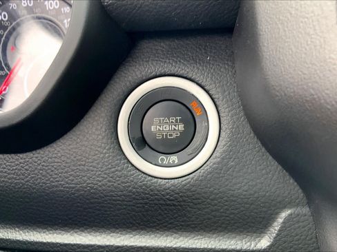 Used 2021 RAM 1500 Laramie RWD image 30