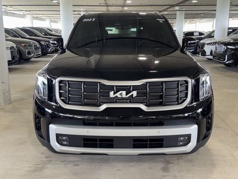 Used 2025 Kia Telluride SX Prestige AWD/4WD image 3