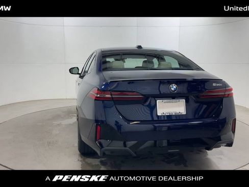 Used 2026 BMW 530i w/ M Sport Package RWD image 7