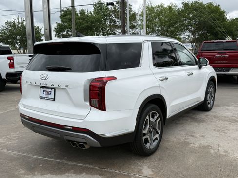 Used 2025 Hyundai Palisade Limited image 6