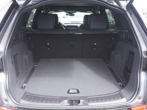 New 2026 Land Rover Discovery Sport Landmark AWD/4WD image 31
