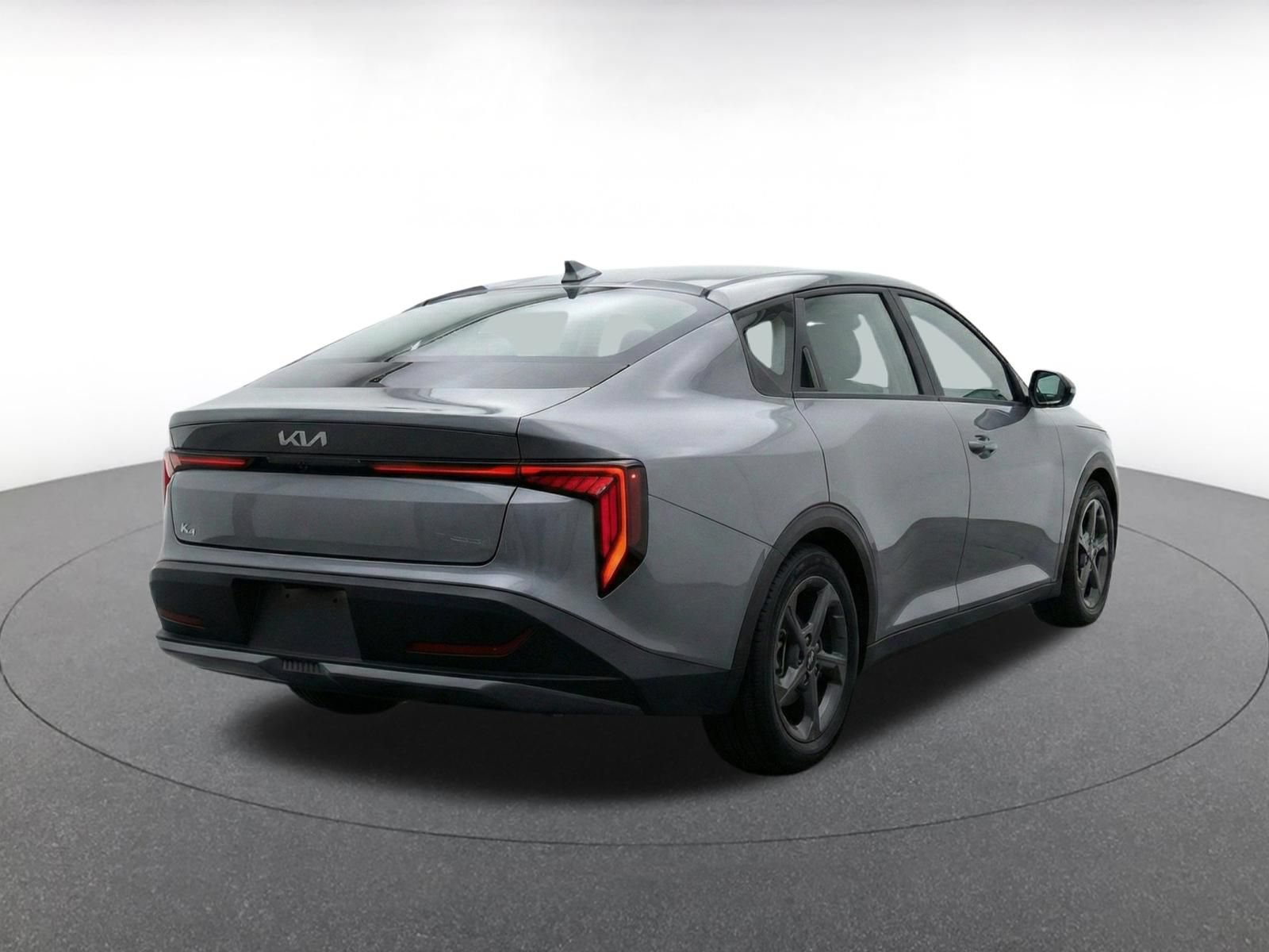 Used 2025 Kia K4 FWD image 8