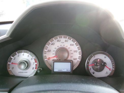 Used 2014 Honda Pilot Touring image 24