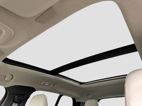 New 2026 Volvo XC40 B4 Plus w/ Protection Package Premier FWD image 22