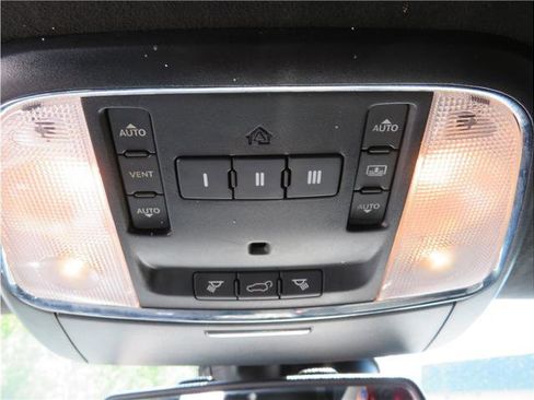 Used 2015 Jeep Grand Cherokee Summit AWD/4WD image 11