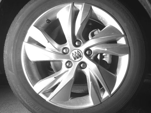 Used 2025 Buick Encore GX Preferred FWD image 16