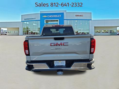 New 2026 GMC Sierra 1500 SLE AWD/4WD image 4