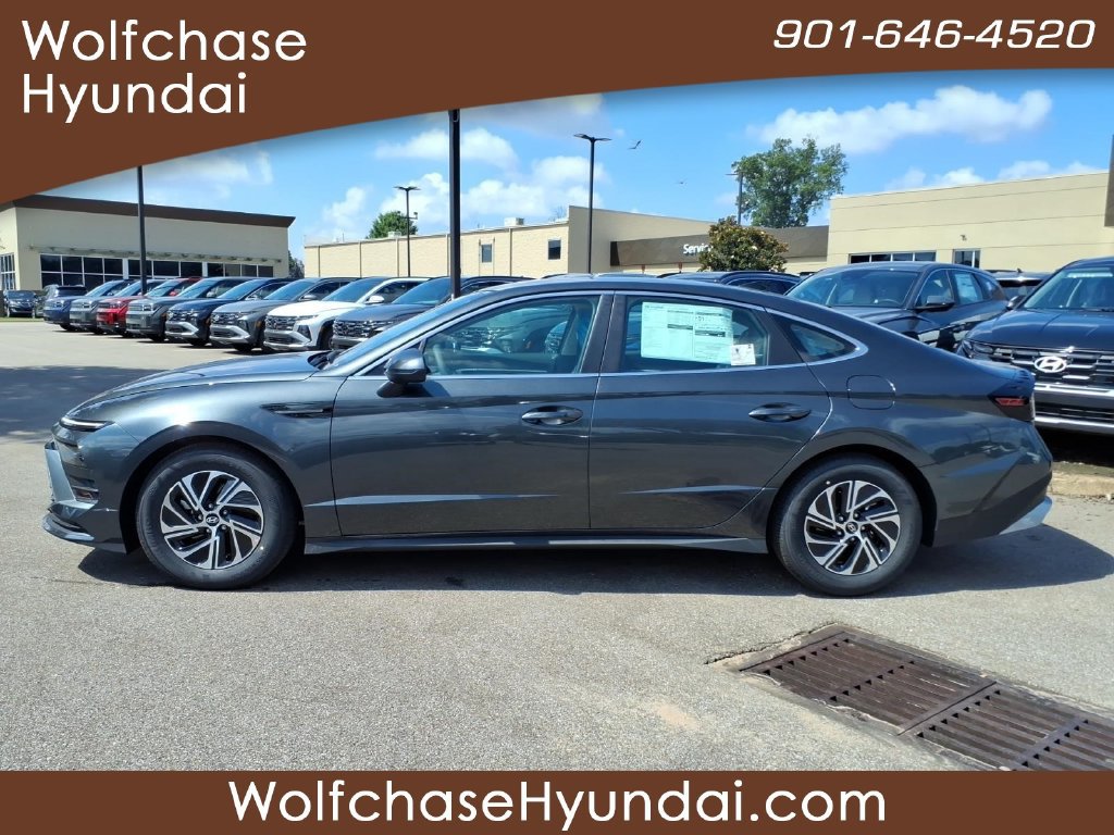 New 2026 Hyundai Sonata Blue FWD image 2