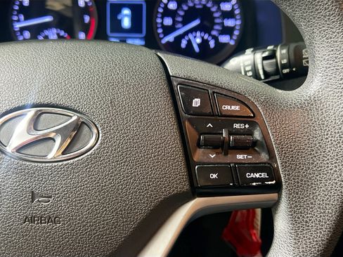 Used 2017 Hyundai Tucson SE image 18