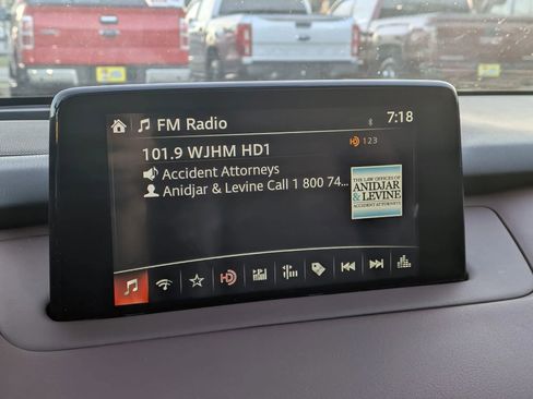 Used 2017 MAZDA CX-9 Signature image 19