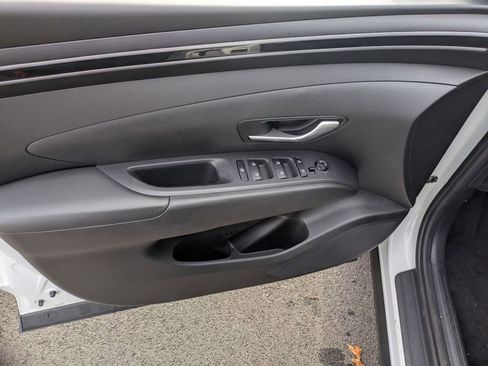 Certified 2023 Hyundai Tucson SEL w/ Winter Package image 9