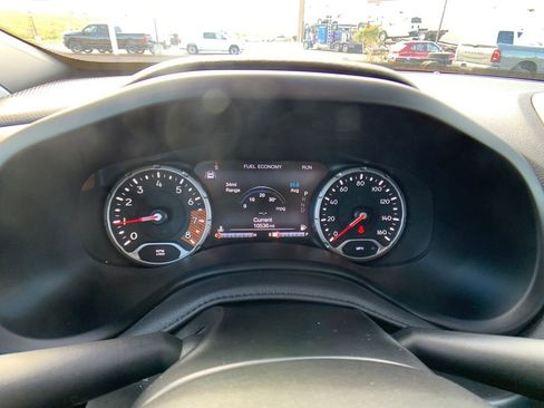 Used 2023 Jeep Renegade Trailhawk image 17