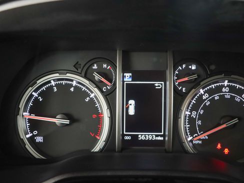 Used 2022 Toyota 4Runner Limited AWD/4WD image 15