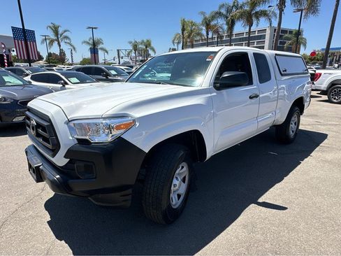 Used 2020 Toyota Tacoma SR RWD image 11