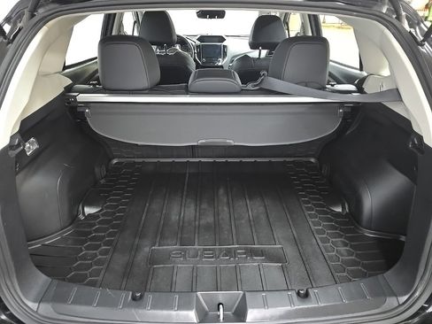 Used 2023 Subaru Impreza 2.0i Limited image 12