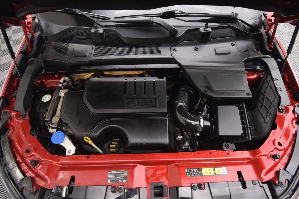 Used 2019 Land Rover Discovery Sport HSE AWD/4WD image 23