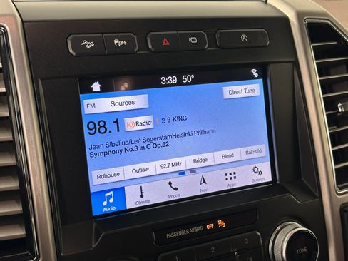 Used 2019 Ford F150 Platinum w/ Technology Package image 47