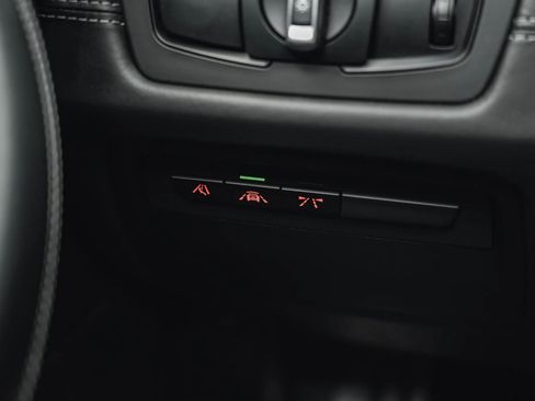 Used 2016 BMW M4 Convertible image 55