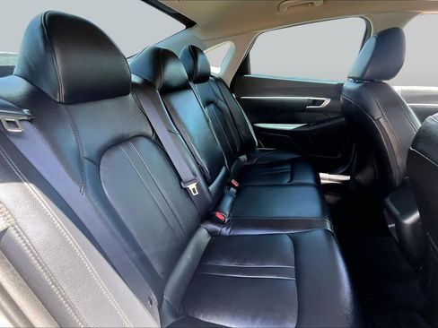 Used 2021 Hyundai Sonata SEL FWD image 20