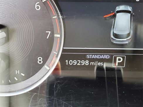 Used 2021 INFINITI QX50 Essential w/ Convenience Package image 14