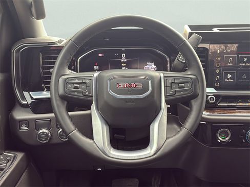 Used 2024 GMC Sierra 1500 Elevation image 25