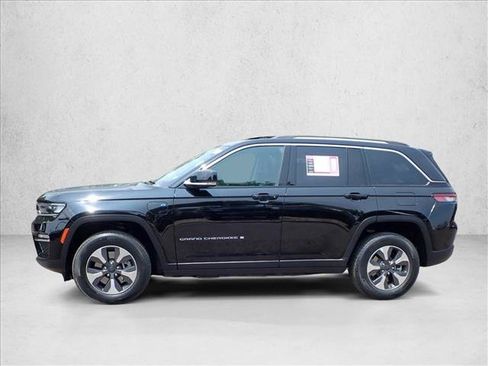 Used 2022 Jeep Grand Cherokee Limited 4xe AWD/4WD image 2