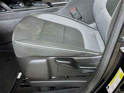 Used 2025 Chevrolet TrailBlazer LT image 16