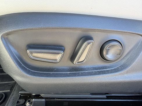 Used 2023 Toyota Camry XSE w/ Navigation Package FWD image 13