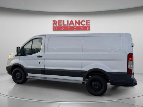 Used 2016 Ford Transit 250 130 Low Roof w/ Exterior Upgrade Package RWD image 3