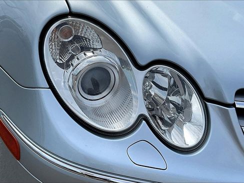 Used 2008 Mercedes-Benz CLK 350 Cabriolet image 29