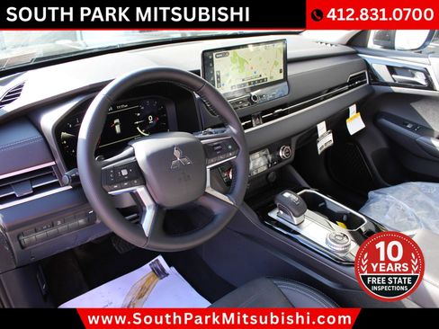 New 2026 Mitsubishi Outlander SE image 11