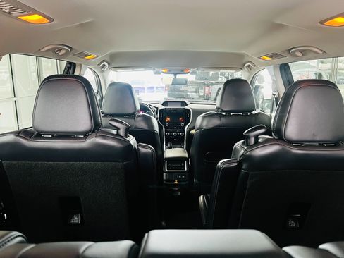 Used 2019 Subaru Ascent Limited w/ Popular Package #4 image 26
