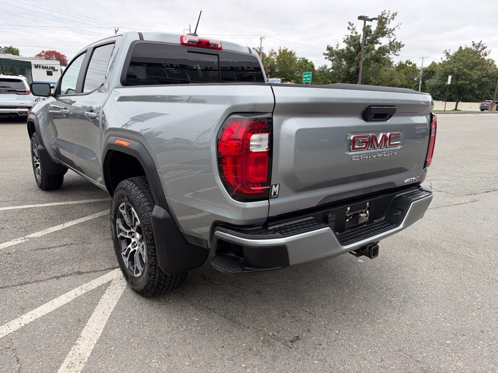 Used 2024 GMC Canyon AT4 AWD/4WD image 4