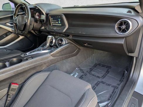 Used 2018 Chevrolet Camaro LT image 18