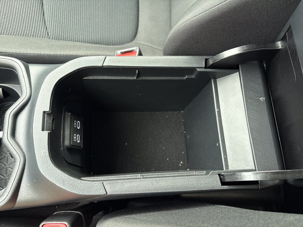 Used 2025 Toyota RAV4 LE FWD image 21