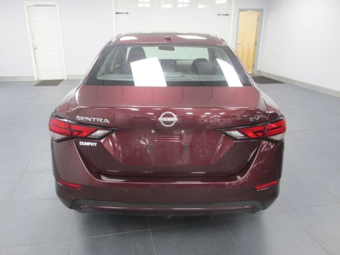 Used 2024 Nissan Sentra SV FWD image 6