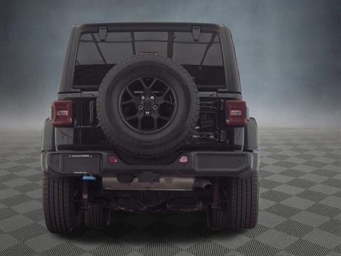 Used 2024 Jeep Wrangler Unlimited AWD/4WD image 4
