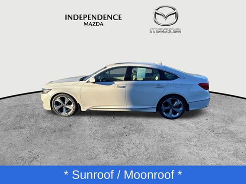 Used 2020 Honda Accord Touring image 6