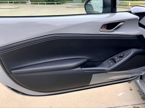 New 2026 MAZDA MX-5 Miata Grand Touring RWD image 10