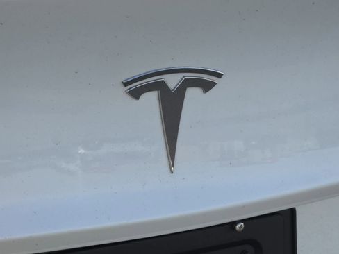 Used 2021 Tesla Model 3 Long Range image 19