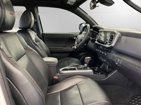 Used 2019 Toyota Tacoma TRD Pro AWD/4WD image 15