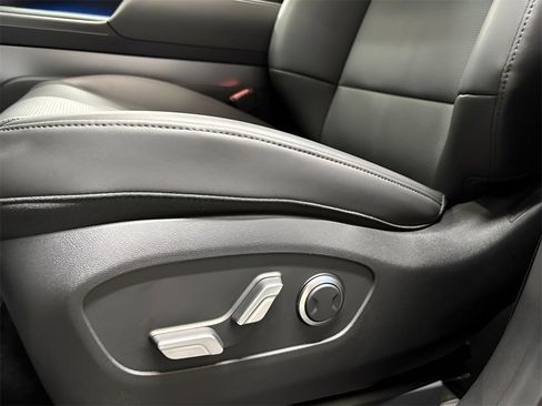 New 2026 Hyundai Ioniq 9 SEL image 14