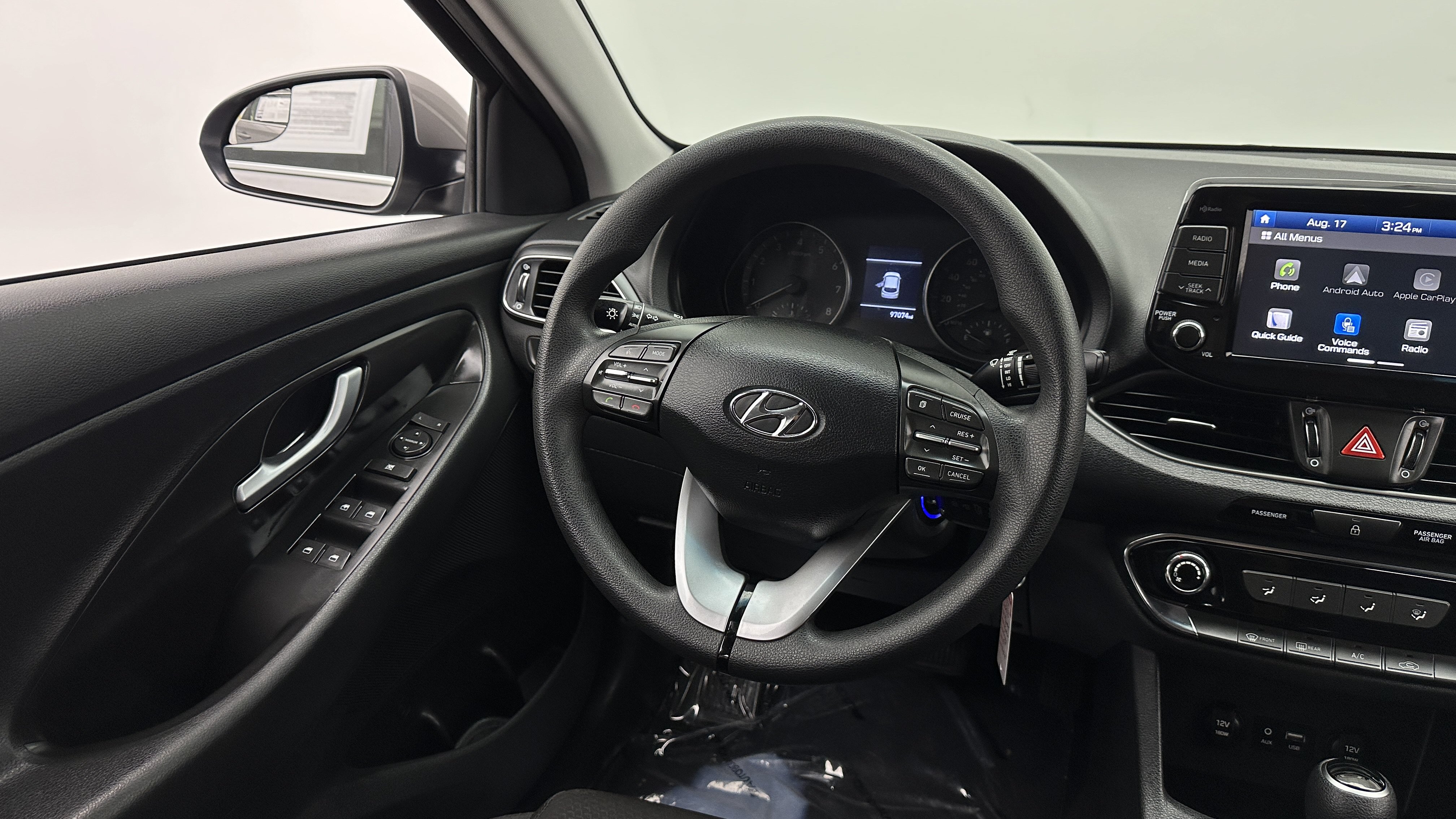 Used 2020 Hyundai Elantra GT FWD image 25