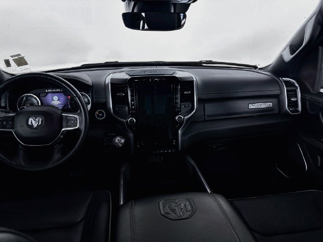 Used 2023 RAM 1500 Laramie AWD/4WD image 26