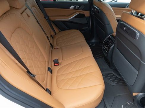New 2026 BMW X5 xDrive50e w/ Climate Comfort Package image 19