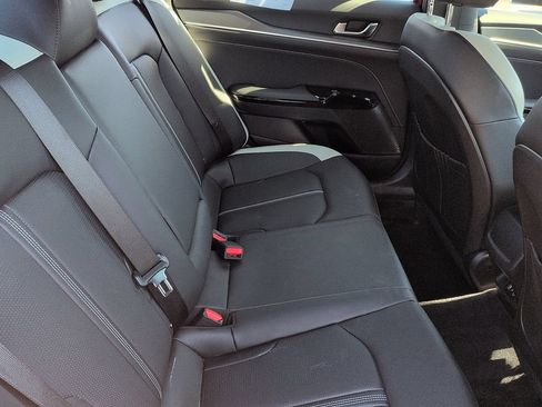 Used 2025 Kia K5 GT-Line w/ GT-Line Premium Package FWD image 8